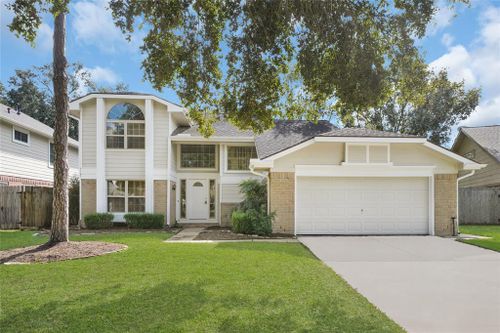 3327 Larkwood Ln, Sugar Land, TX, 77479-2254 | Card Image