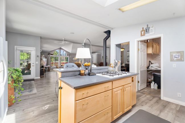 53-Kitchen | Image 14