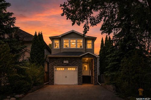 1339 Osler St, Saskatoon, SK, S7N0V1 | Card Image