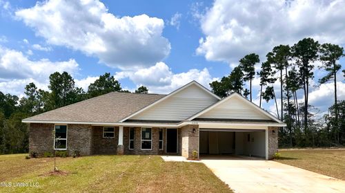 6288 Emerald Lake Dr, Biloxi, MS, 39532-4537 | Card Image