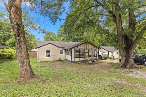 6025 Freeman Ave, Kansas City, KS, 66102-1349 | Card Image