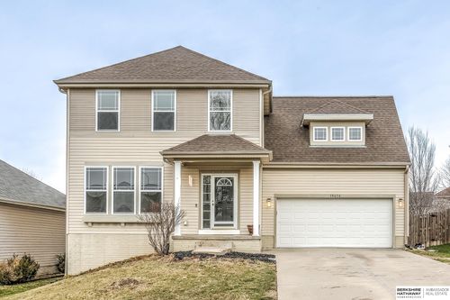 19456 Orchard Avenue, Omaha, NE, 68135 | Card Image