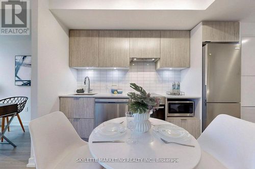 3601-395 Bloor Street E, Toronto (North St. James Town), ON, M4W1H7 | Card Image