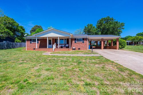 2984 Lutz Blvd, Newton, NC, 28658-9547 | Card Image