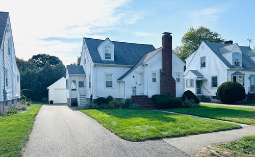 15 Alvin Ave, Quincy, MA, 02171-2701 | Card Image