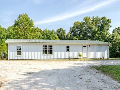 942 Buck Creek Valley Road Se, Home with 3 bedrooms, 2 bathrooms and null parking in Corydon IN | Image 3