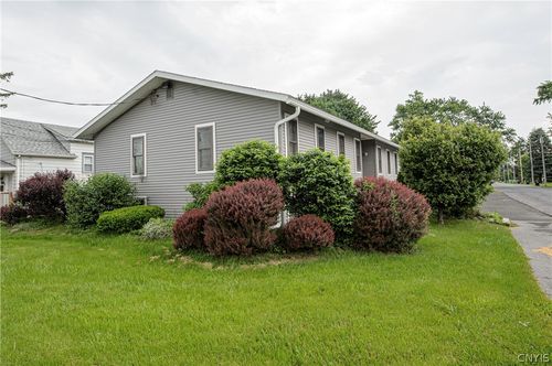 2500 Brewerton Rd Road, Salina, NY, 13211 | Card Image