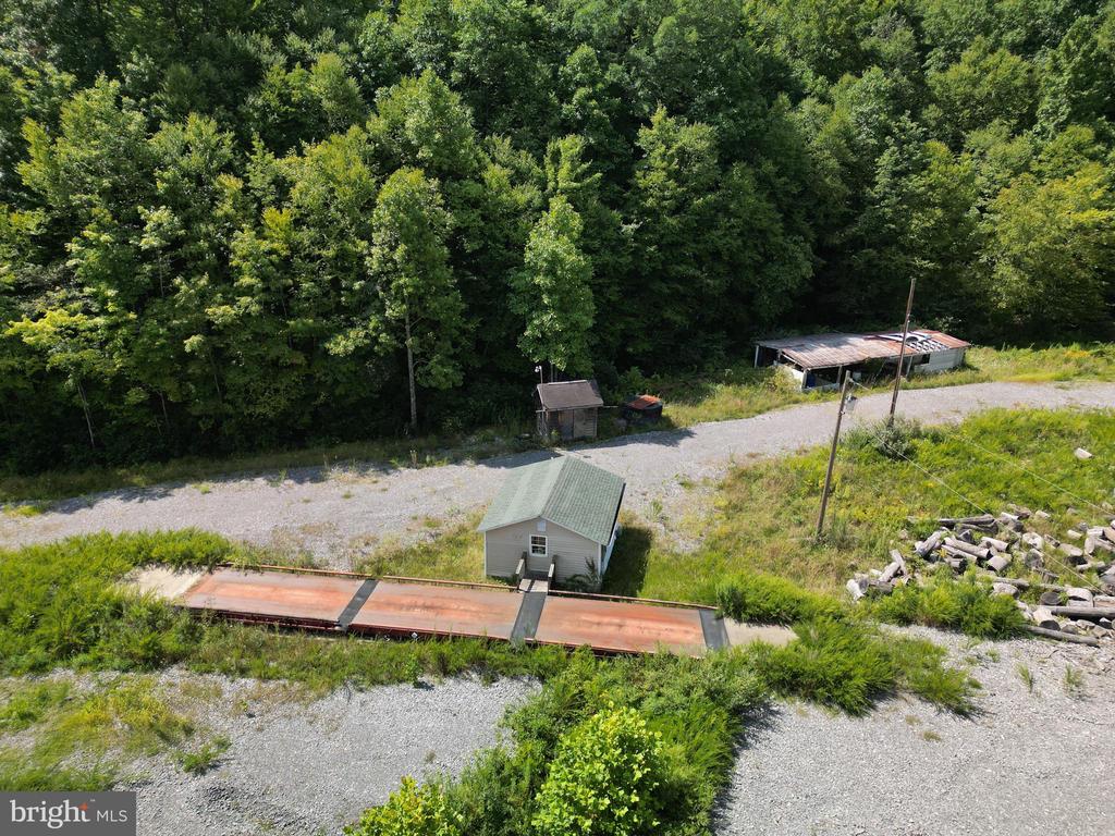 Land in SUMMERSVILLE 4