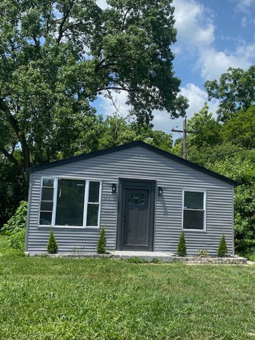 15812 Lincoln Ave, Harvey, IL, 60426-4238 | Card Image