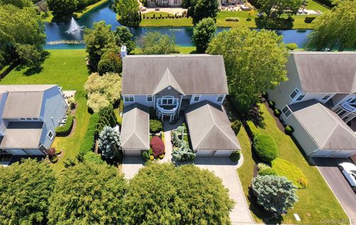 38 Hamlet Woods Dr, Saint James, NY, 11780-3167 | Card Image