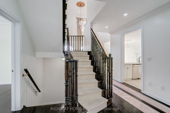 56 Gentle Fox Dr, House other with 6 bedrooms, 5 bathrooms and 2 parking in Caledon ON | Image 17