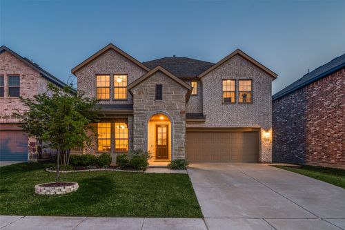 834 Mildren Ln, Fate, TX, 75087-0527 | Card Image