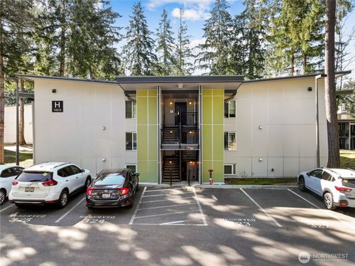 apt-h104-14515 Ne 32nd St, Bellevue, WA, 98007-3619 | Card Image