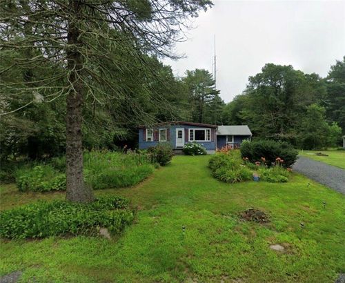6 Short Rd, Exeter, RI, 02822-2109 | Card Image