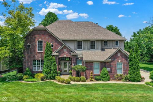 4704 Pearcrest Way, Greenwood, IN, 46143-7802 | Card Image