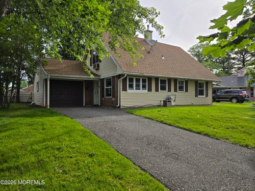 33 Middlebury Ln, WILLINGBORO, NJ, 08046-2931 | Card Image