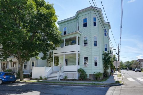 99 Beech St, Belmont, MA, 02478-1828 | Card Image