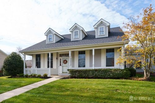 10 Liedtke Dr, CRANBURY, NJ, 08512-2740 | Card Image