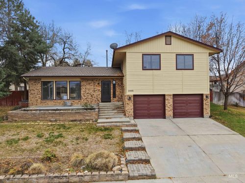 3495 E Sweetwater Dr, Boise, ID, 83716-5670 | Card Image