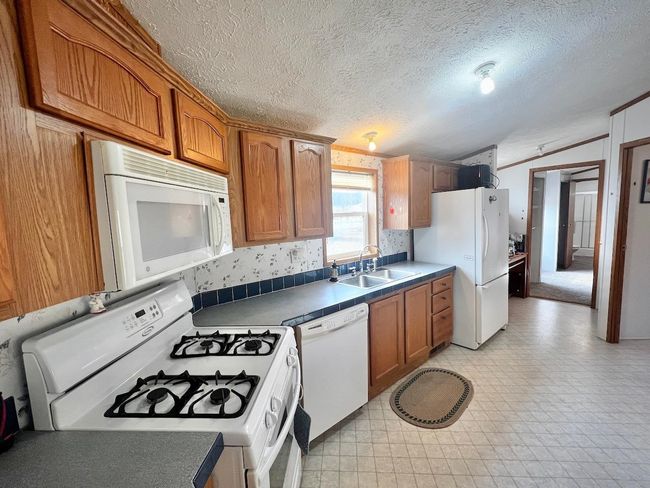 19698 County Road Br, Home with 3 bedrooms, 2 bathrooms and null parking in ROCKBRIDGE WI | Image 14