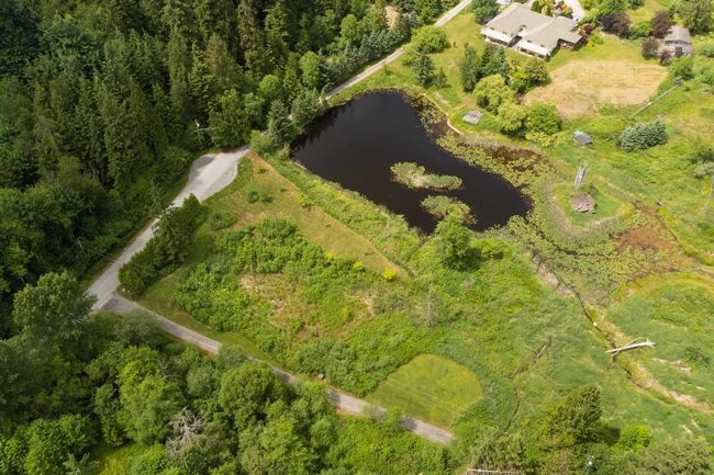 26421 Cunningham Ave, House other with 4 bedrooms, 3 bathrooms and 10 parking in Maple Ridge BC | Image 33