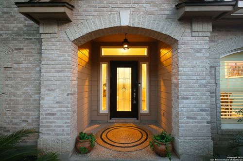 2326 Blackoak Bnd, San Antonio, TX, 78248-2300 | Card Image