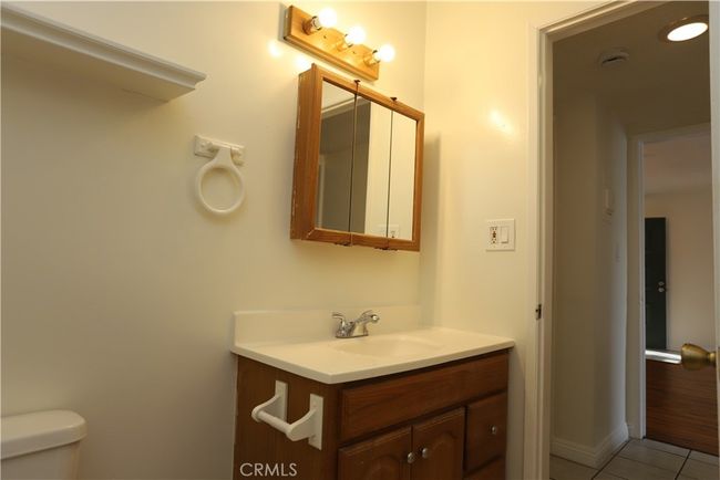 Hall Bathoom | Image 16
