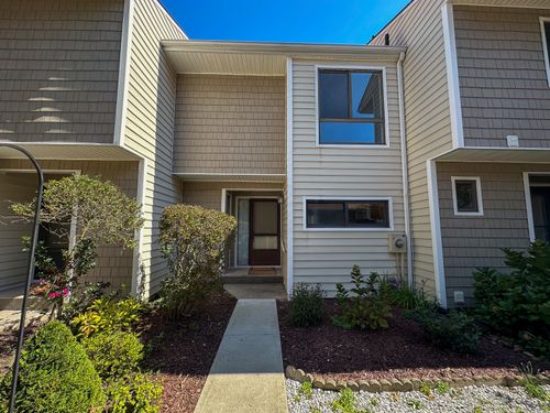 52-52 Currier Way, Cheshire, CT, 06410-1431 | Card Image