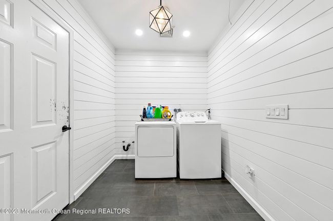 Laundry Room | Image 37