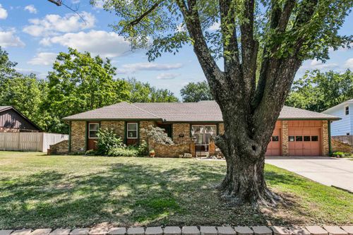 849 E Sunrise Ct, Derby, KS, 67037-2826 | Card Image