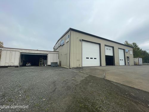 8707 Corbin Dr, Anchorage, AK, 99507-3410 | Card Image