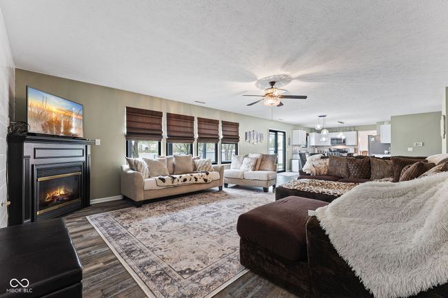 1792 Salina Dr, House other with 4 bedrooms, 3 bathrooms and null parking in Avon IN | Image 11
