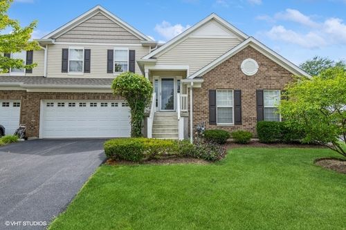 2635-2635 Loren Ln, Algonquin, IL, 60102-2543 | Card Image