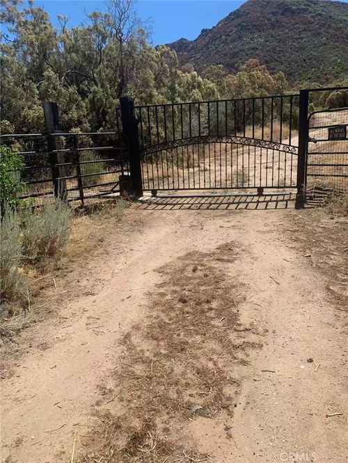 57775 Running Springs Rd, Anza, CA, 92539 | Card Image