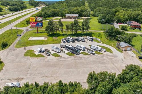 410 E Flint Hills Blvd, Junction City, KS, 66441-4469 | Card Image