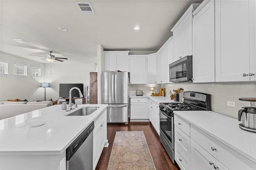 11605 Prado Ranch Blvd, Austin, TX, 78725-6304 | Card Image