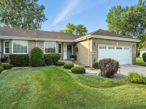 1080 Freedom Cir N, Crown Point, IN, 46307-3077 | Card Image