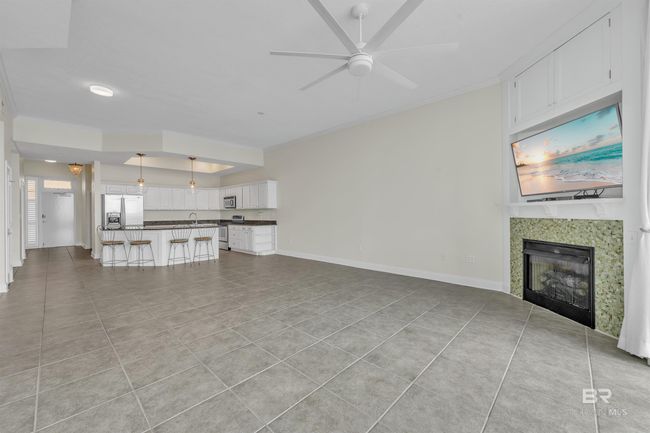 Living Room | Image 24