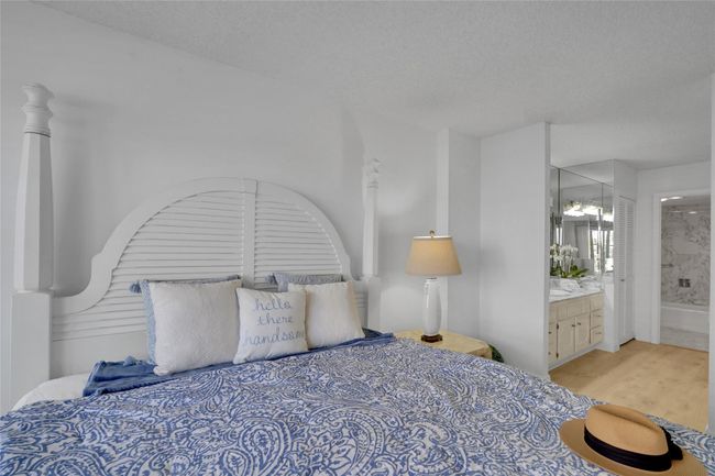 506 - 5100 N Ocean Blvd, Condo with 2 bedrooms, 2 bathrooms and null parking in Lauderdale By The Sea FL | Image 5