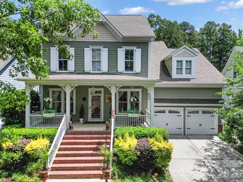 905 Stratford Run Dr, Fort Mill, SC, 29708-5702 | Card Image