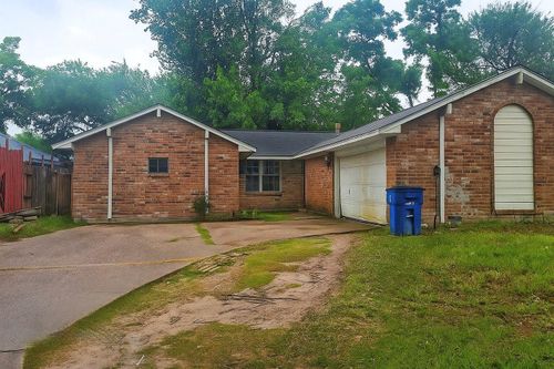 2211 Mosher Ln, Houston, TX, 77088-1745 | Card Image