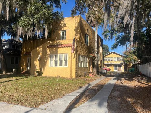 19 W Pendleton Ave, Eustis, FL, 32726-2822 | Card Image