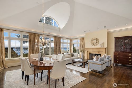 463 39th Avenue E, Seattle, WA, 98112 | Card Image