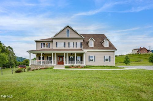 675 Poteat Ln, Fall Branch, TN, 37656-1564 | Card Image