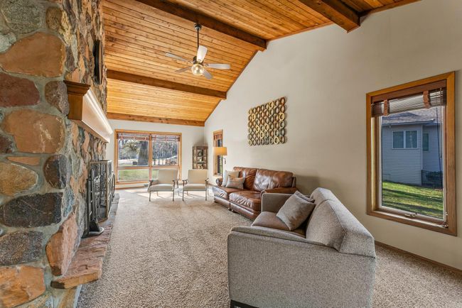 630 E Rum River Dr N, House other with 5 bedrooms, 4 bathrooms and null parking in Cambridge MN | Image 12