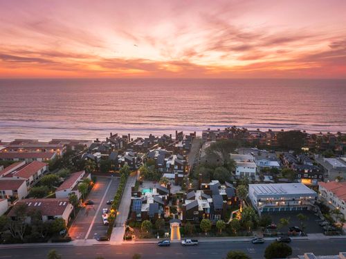 unit-20-325 S Sierra Ave, Solana Beach, CA, 92075-2222 | Card Image