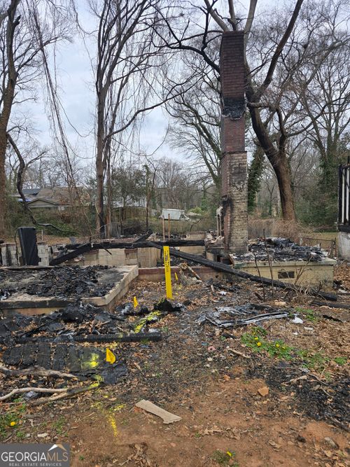 1257 Gus Thornhill Jr Dr, east point, GA, 30344-3508 | Card Image