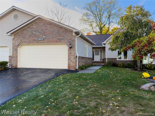 6-70111 White Tail Ln, Bruce Twp, MI, 48065-4451 | Card Image
