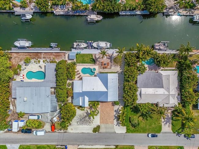 519 74 Th St, House other with 3 bedrooms, 3 bathrooms and null parking in HOLMES BEACH FL | Image 39