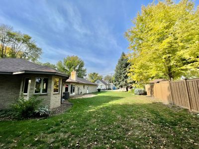 10 W Sanborn Street, House other with 3 bedrooms, 1 bathrooms and null parking in Springfield MN | Image 3